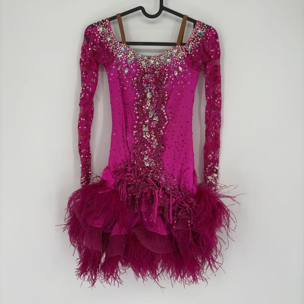 Boutique Latin/rhythm fuchsia Ballroom Competition Dress